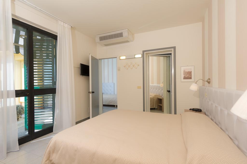 Hotel Gemma Del Mare Marina di Pietrasanta Exterior foto